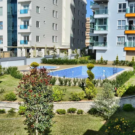 アパート 1+1 In Mahmutlar,Alanya *